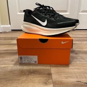 Nike Black and Cream ZoomX Sneakers